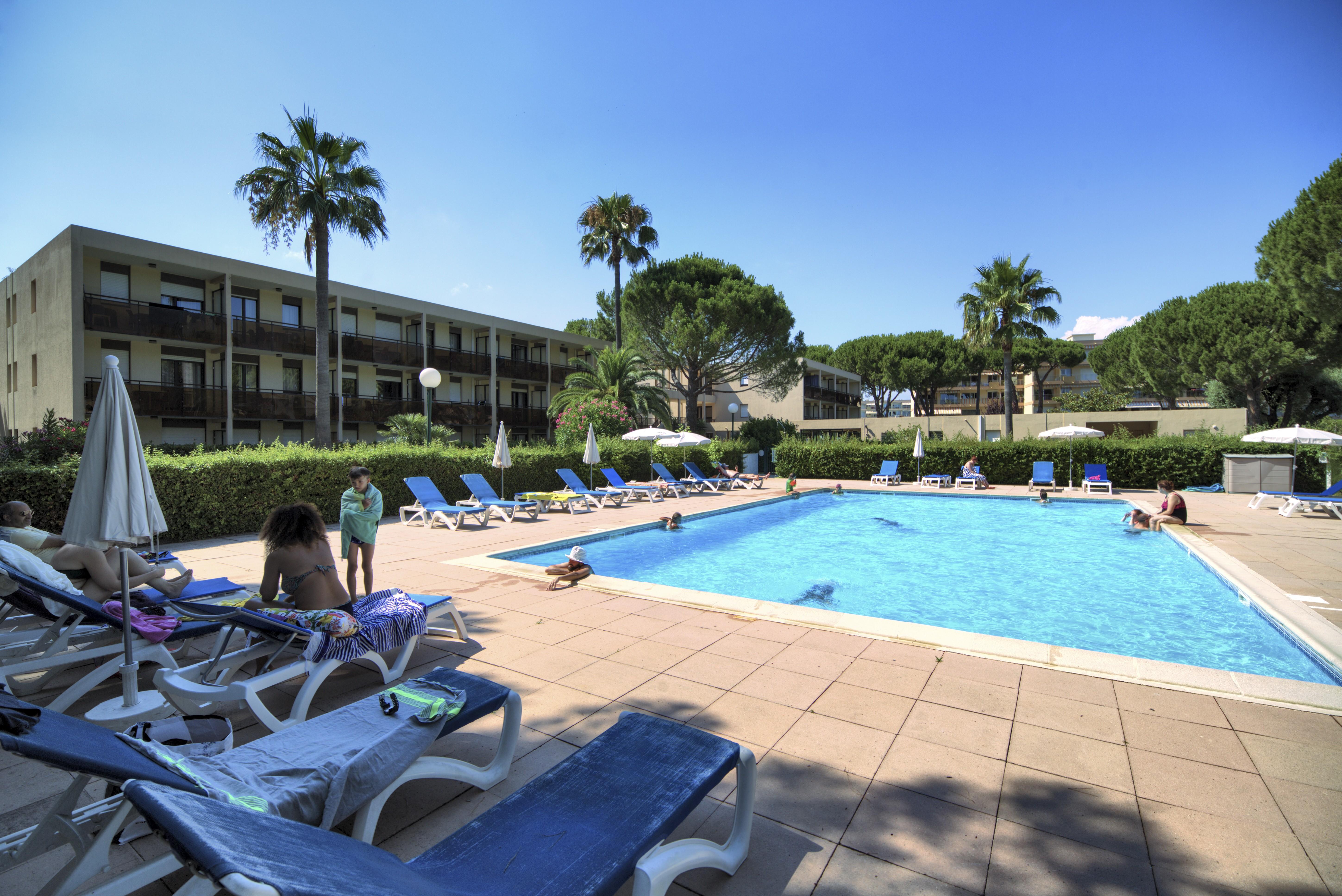 Résidence Pierre&Vacances Les Jardins Ombragés Mandelieu Exterior foto